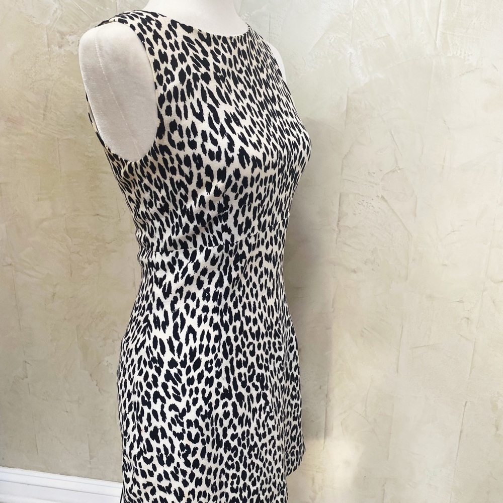 Classy Black And White Leopard Print Linen Dress - image 6